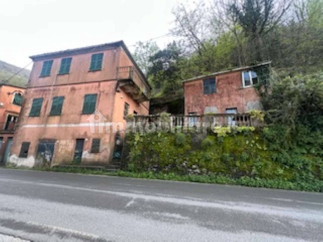 4 Schlafzimmer Haus in Avegno, Italy, Nr. 192837