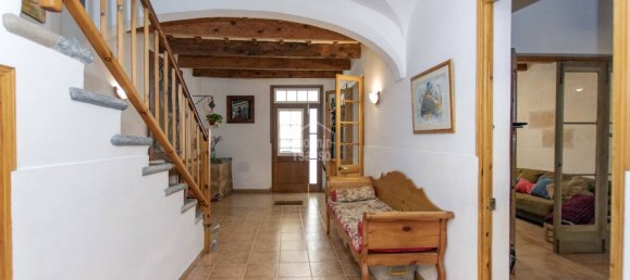185m² Townhouse in Es Mercadal, Spain No. 10234 5