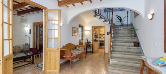 185m² Townhouse in Es Mercadal, Spain No. 10234 3