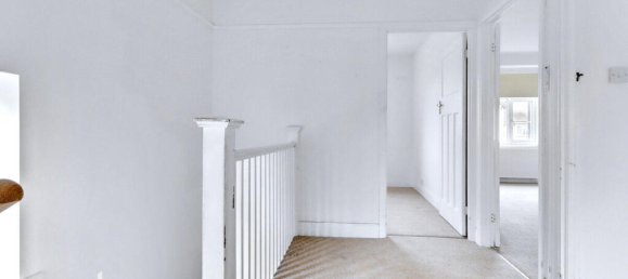 3 Schlafzimmer Haus in Caterham, United Kingdom, Nr. 4865 11