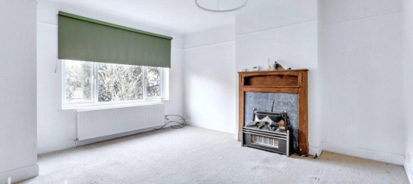 3 Schlafzimmer Haus in Caterham, United Kingdom, Nr. 4865 5