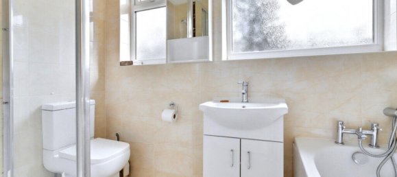 3 Schlafzimmer Haus in Caterham, United Kingdom, Nr. 4865 14