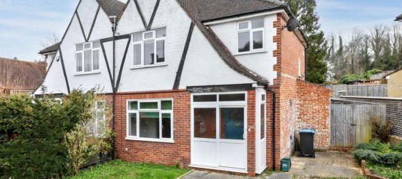 3 Schlafzimmer Haus in Caterham, United Kingdom, Nr. 4865 3