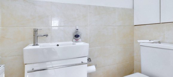 3 Schlafzimmer Haus in Caterham, United Kingdom, Nr. 4865 10