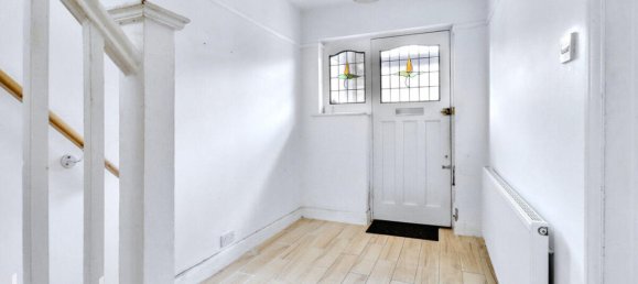 3 Schlafzimmer Haus in Caterham, United Kingdom, Nr. 4865 4