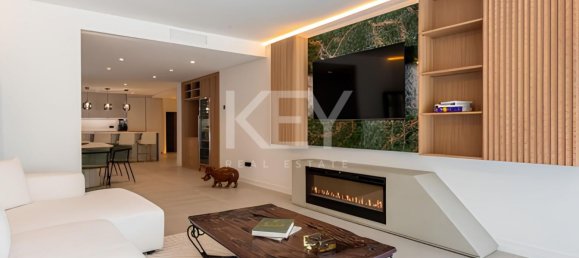 3 bedrooms Apartment in Marbella, Spain No. 122404 2