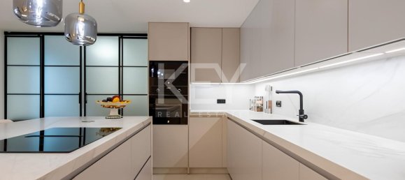 3 bedrooms Apartment in Marbella, Spain No. 122404 9