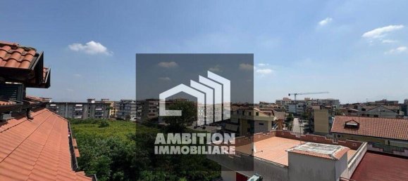 5 chambres Duplex à Mugnano di Napoli, Italy No. 340033 3