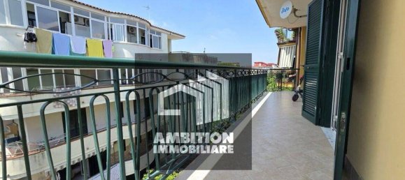 5 chambres Duplex à Mugnano di Napoli, Italy No. 340033 7