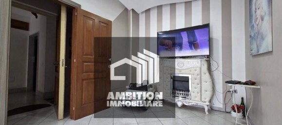 5 chambres Duplex à Mugnano di Napoli, Italy No. 340033 2