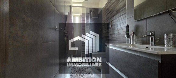 5 chambres Duplex à Mugnano di Napoli, Italy No. 340033 8