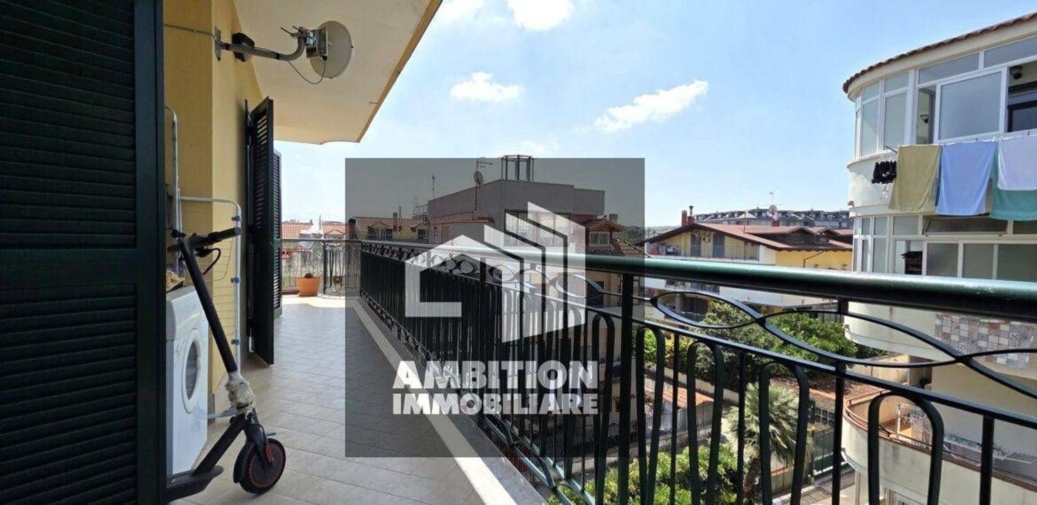 5 chambres Duplex à Mugnano di Napoli, Italy No. 340033