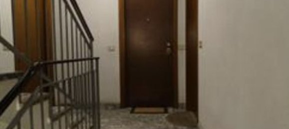 Apartamento de 3 divisões em Gorla Minore, Italy N.º 10539 3