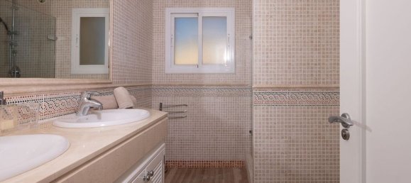 4 bedrooms Penthouse in Marbella, Spain No. 186058 40