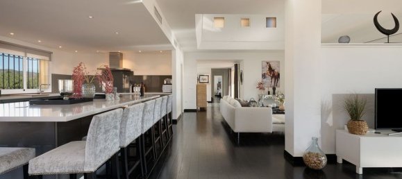 4 bedrooms Penthouse in Marbella, Spain No. 186058 32