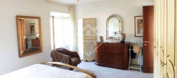 2 bedrooms Apartment in Massa, Italy No. 355292 4