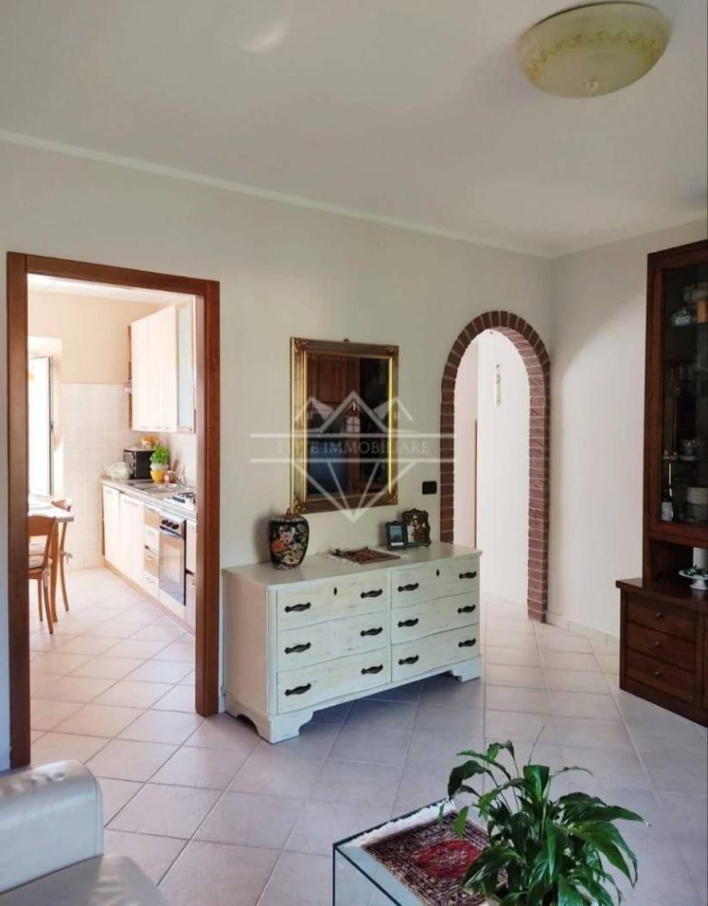 2 bedrooms Apartment in Massa, Italy No. 355292