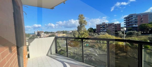 Квартира с 3 комнатами в Бари, Италия № 25423 22