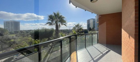 Квартира с 3 комнатами в Бари, Италия № 25423 21