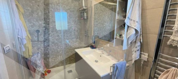 Квартира с 3 комнатами в Бари, Италия № 25423 9