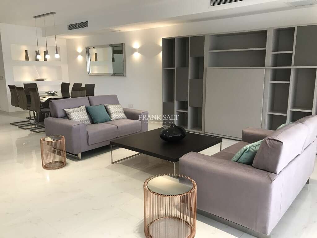 Квартира с 3 спальнями в Та-Шбиш, Мальта № 8972