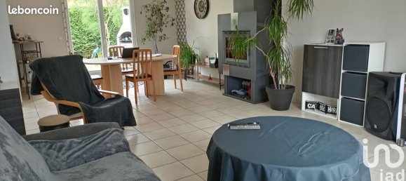 Casa T4 em Saint-Florent-sur-Cher, France N.º 74484 9