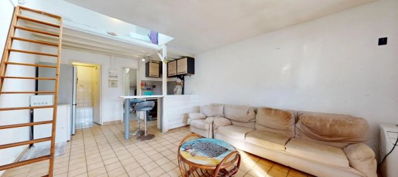 Studio in Montfermeil, France No. 330417 5