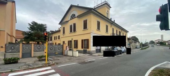 2-salle Appartement à Abbiategrasso, Italy No. 195595 22