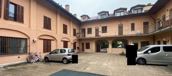 2-salle Appartement à Abbiategrasso, Italy No. 195595 31