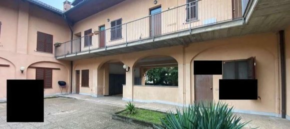 2-salle Appartement à Abbiategrasso, Italy No. 195595 33