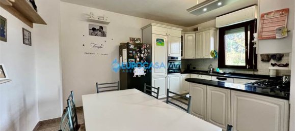 3 Schlafzimmer Doppelhaus in San Martino in Rio, Italy, Nr. 61252 5