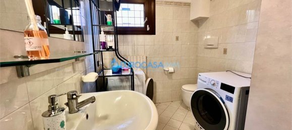 3 Schlafzimmer Doppelhaus in San Martino in Rio, Italy, Nr. 61252 35