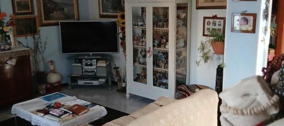 5 bedrooms Villa in Massa, Italy No. 336519 8