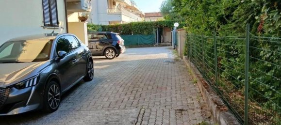 5 bedrooms Villa in Massa, Italy No. 336519 5