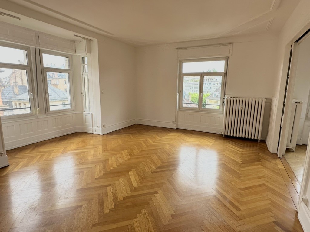 3 Schlafzimmer Wohnung in Strasbourg, France, Nr. 298704