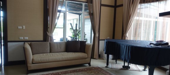 4 Schlafzimmer Haus in Ban Lam Luk Ka, Thailand, Nr. 64416 12