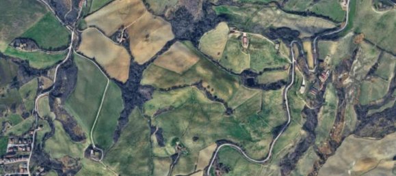 Дом с 5 комнатами в Урбино, Италия № 101518 4