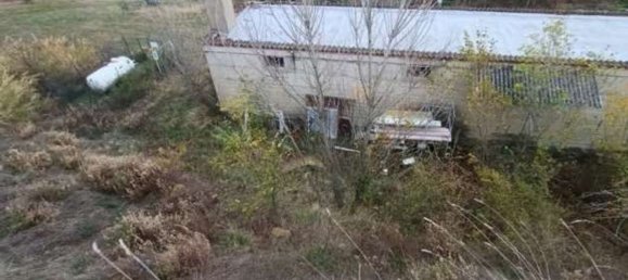 Дом с 5 комнатами в Урбино, Италия № 101518 23