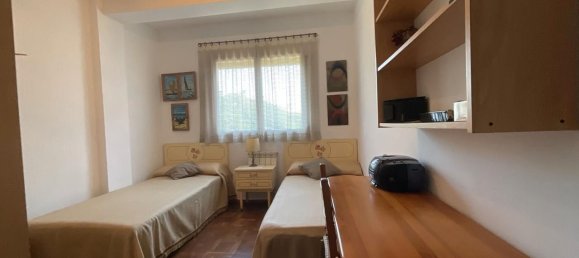 Apartamento de 3 dormitorios en La Rioja, Spain No. 141379 3