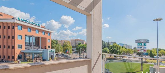 5-Zimmer Büro in Viterbo, Italy, Nr. 84919 21