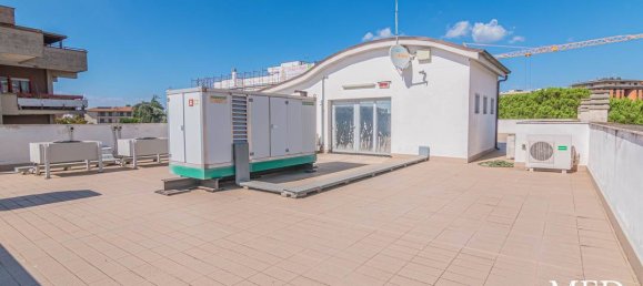 5-Zimmer Büro in Viterbo, Italy, Nr. 84919 33