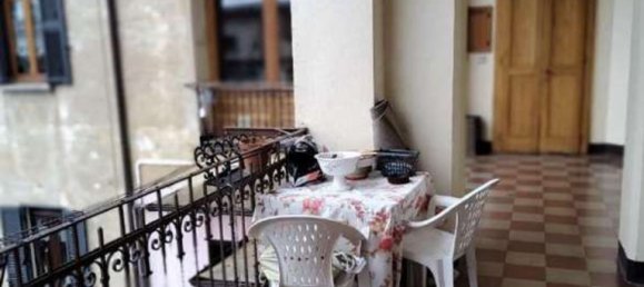 3-salle Appartement à Romagnano Sesia, Italy No. 1922 23