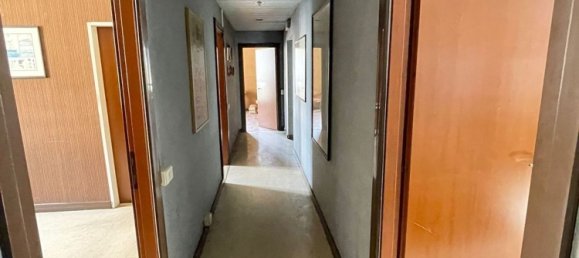Apartamento de 7 habitaciónes en La Spezia, Italy No. 101337 7