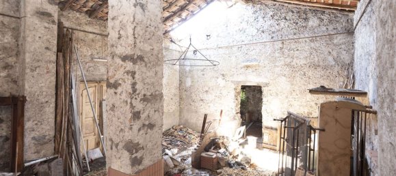 Estudio en Acireale, Italy No. 282794 7