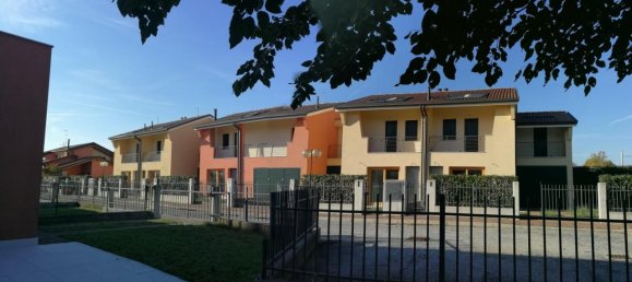 5غرفة منزل في Castelfranco Veneto, Italy رقم 135625 24