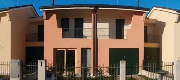 5غرفة منزل في Castelfranco Veneto, Italy رقم 135625 39