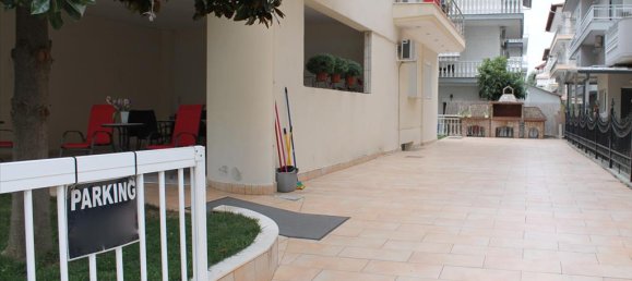650m² Townhouse in Katerini, Greece No. 6043 8