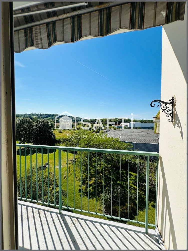 Apartamento de 2 dormitorios en Soissons, France No. 262092