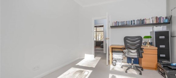 2 bedrooms Apartment in London, United Kingdom No. 7220 17