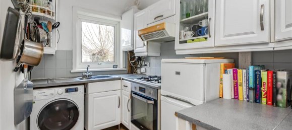 2 bedrooms Apartment in London, United Kingdom No. 7220 4